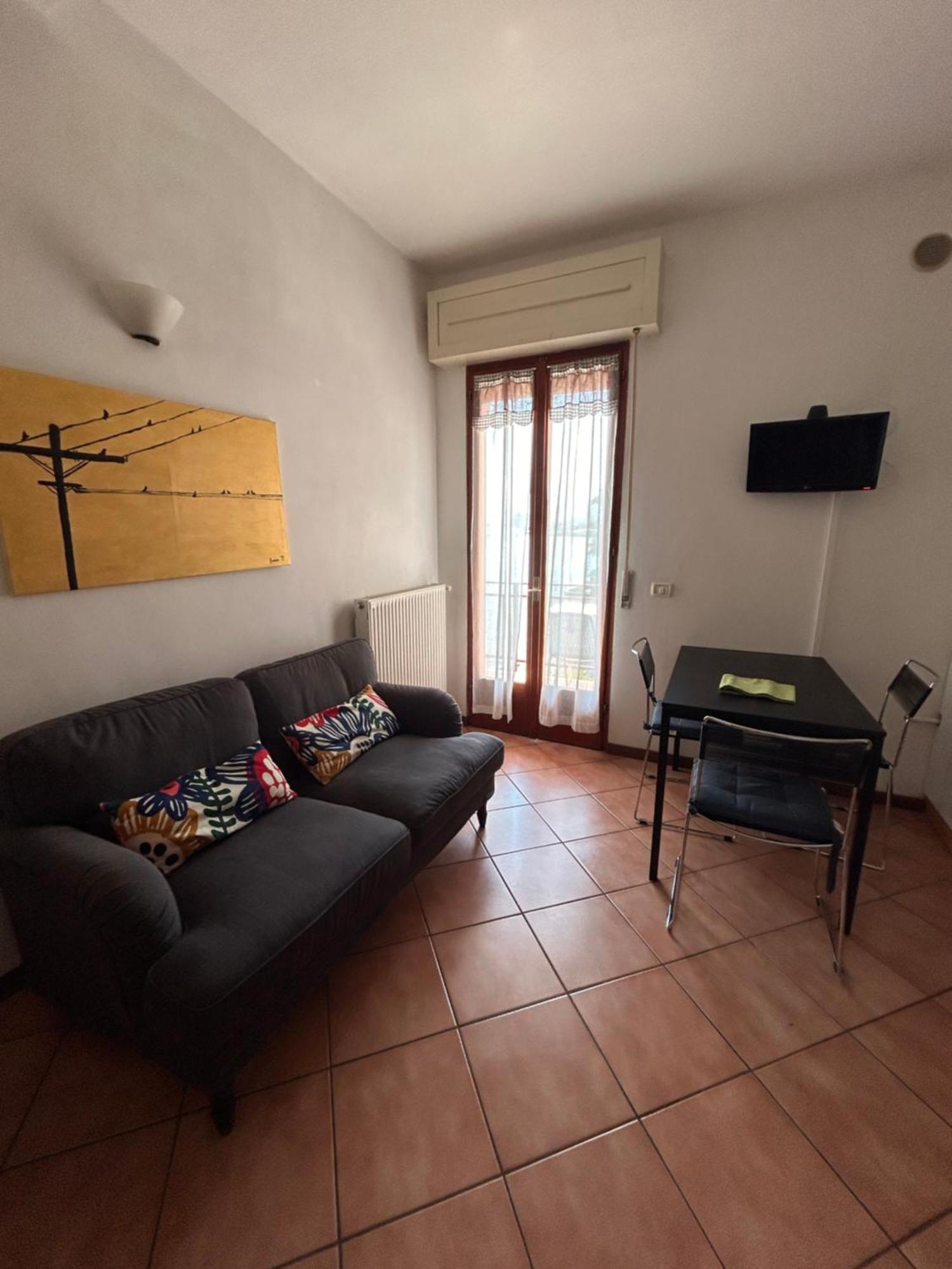 Miralago Casa ميناجيو الغرفة الصورة