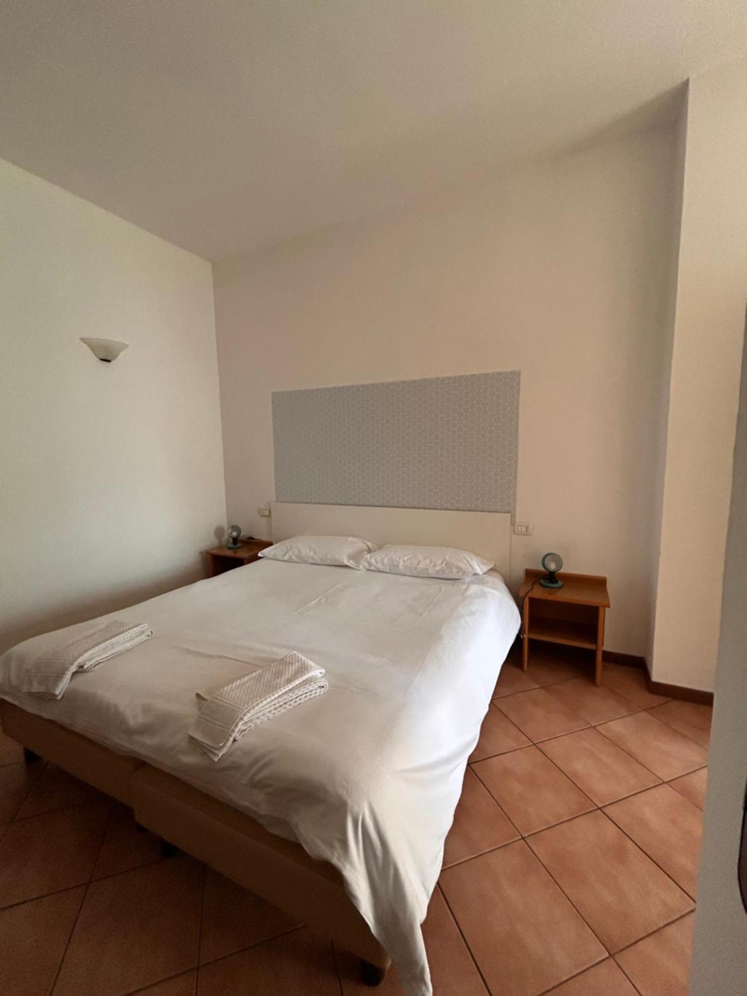 Miralago Casa ميناجيو الغرفة الصورة